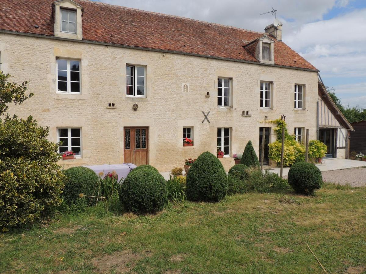 Bed and Breakfast La Ferme Du Bourg Eraines Exterior foto